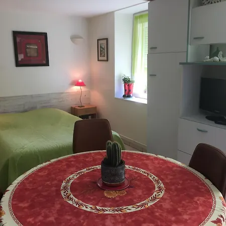 En Lorraine, Proche Nancy Et Vosges, Terrasse Et Confort Equipe - Fr-1-584-59 Ferienhaus